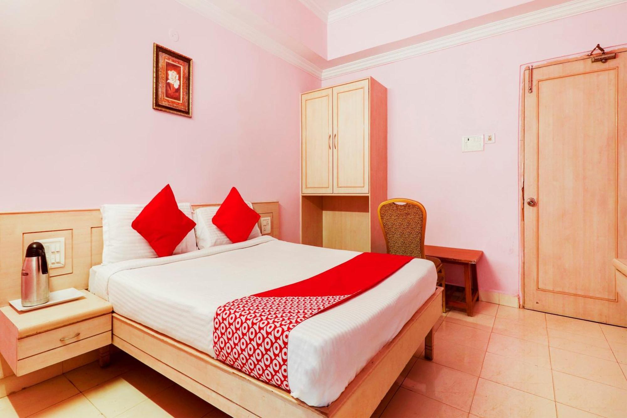 Super Collection O 77115 Vaishnavi Palace Hajdarabad Zewnętrze zdjęcie